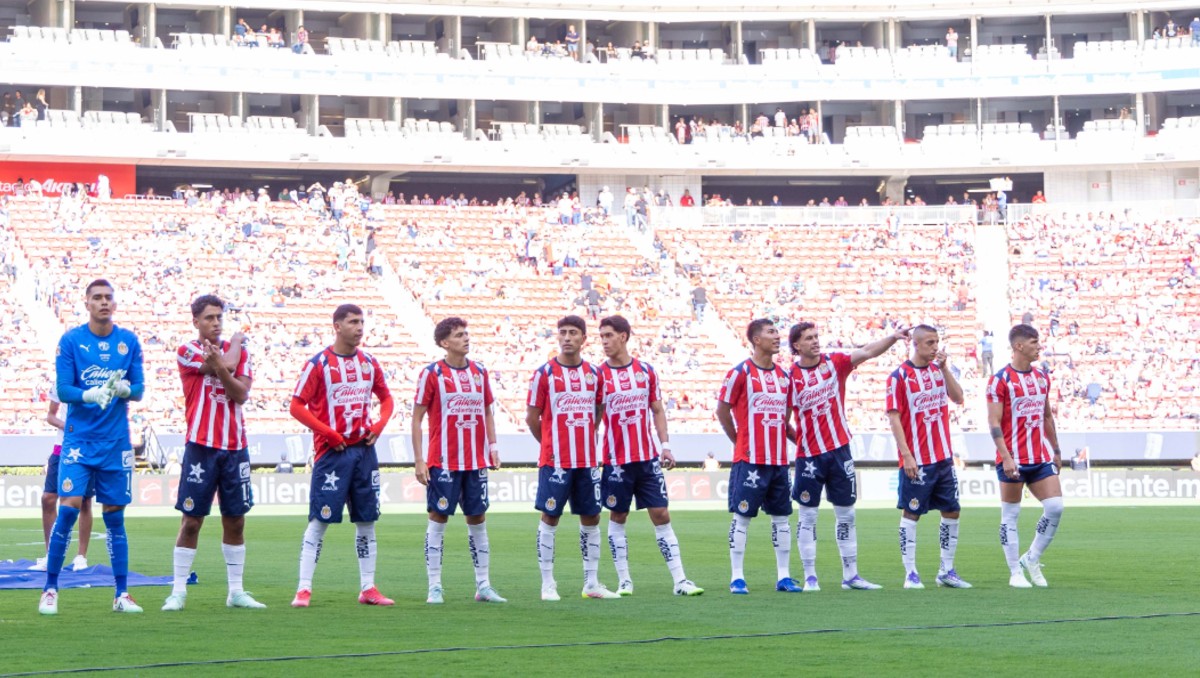 Chivas sufre baja de última hora previo a la Leagues Cup (Imago7)