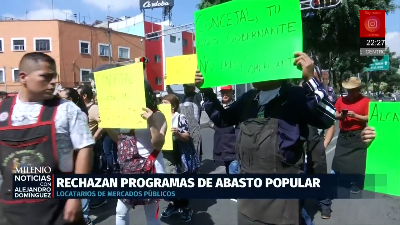 Comerciantes protestan en CdMx por cambios en venta de canasta básica del Congreso local