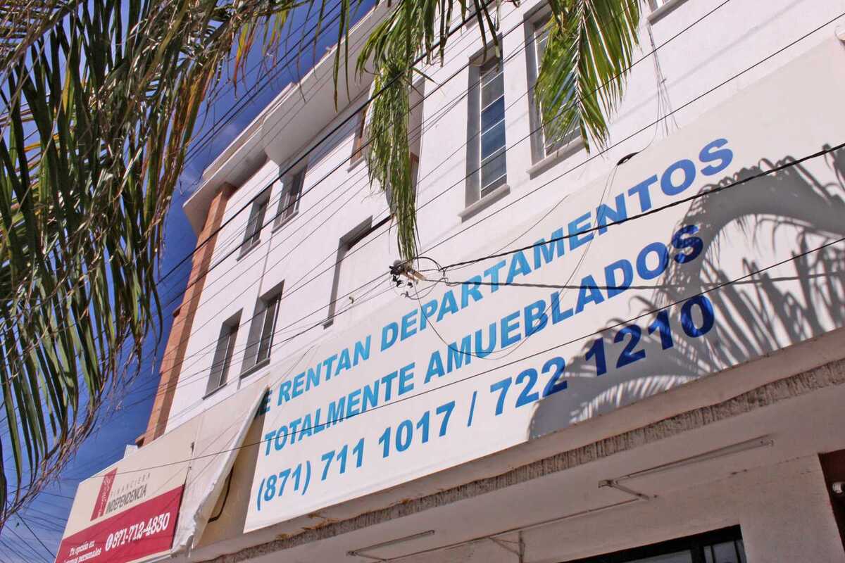 Jóvenes laguneros destinan un tercio del salario a rentar departamento.| Roberto Amaya
