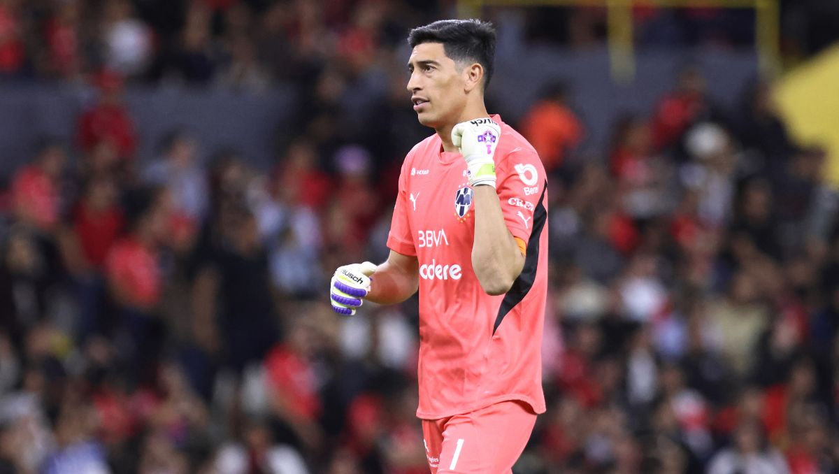Peñarol está interesado en el portero Esteban Andrada (Imago7)