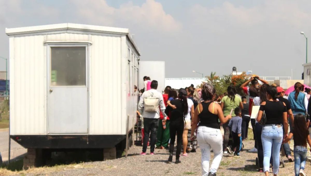 Aulas móviles en Nuevo León. | Archivo