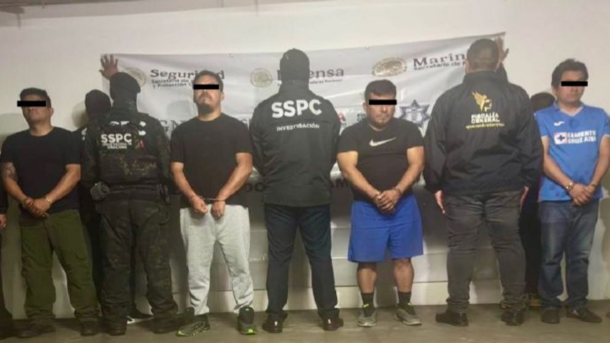 Detiene  a 4 funcionarios y exfuncionarios de seguridad en Puebla | Especial