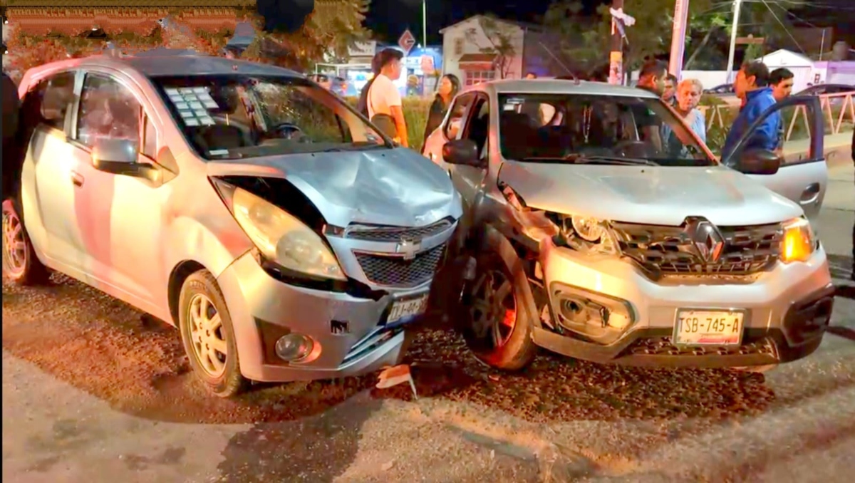 Choque entre dos vehículos deja al menos 6 lesionados en Puebla | Especial