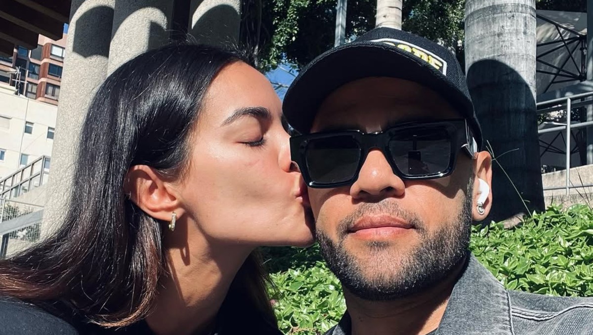 Dani Alves y Joana Sanz anuncian que serán padres (Instagram @danialves)