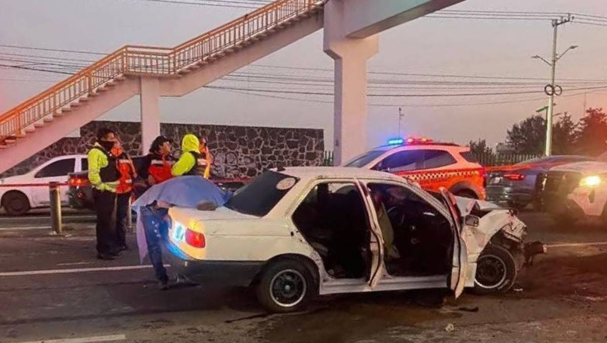 Dos personas murieron y tres más resultaron heridas en un choque y un hallazgo violento ocurridos en Tecámac.| Especial
