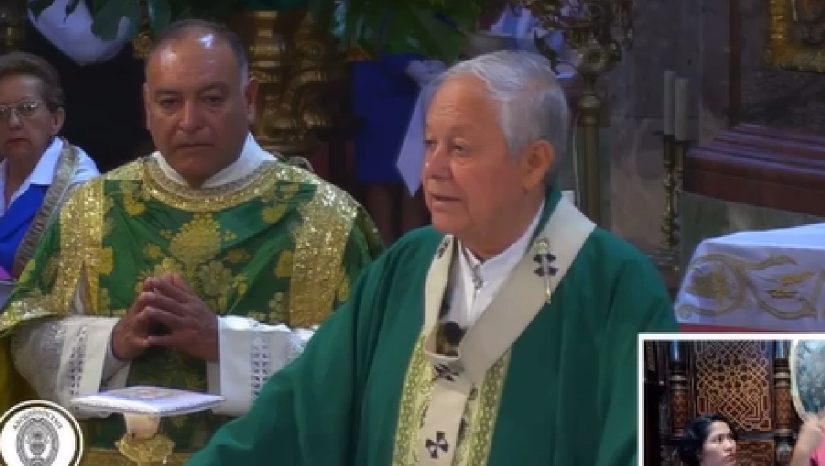 Víctor Sánchez, arzobispo de Puebla | Especial