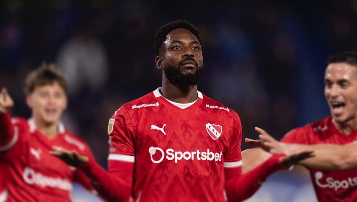Álvaro Angulo señala a Independiente por deuda económica (Instagram @alvaroanguloficial)