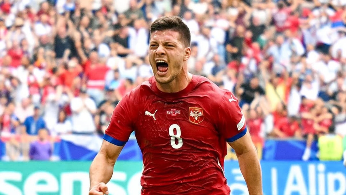 Este será el destino de Luka Jovic; jugará con Orbelín Pineda (Instagram @lukajovic)