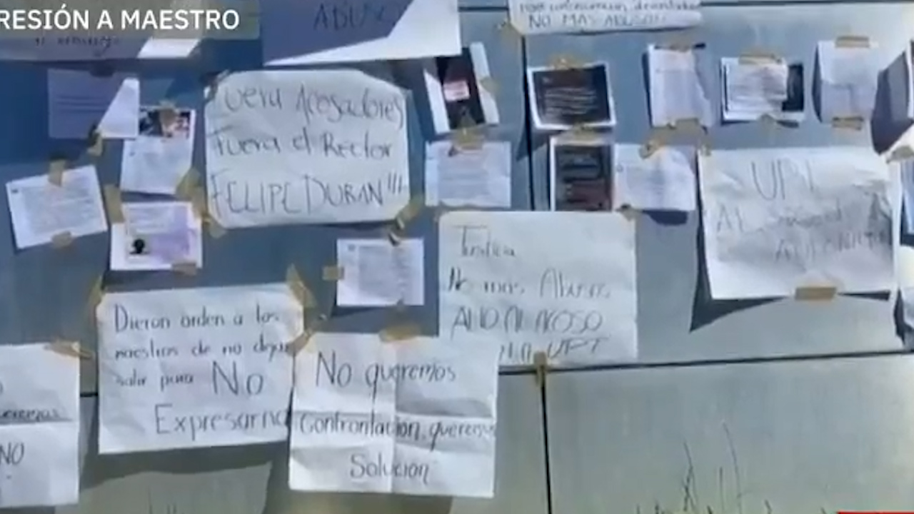 Estudiantes apoyan a alumno tras agresión a maestro en Hidalgo