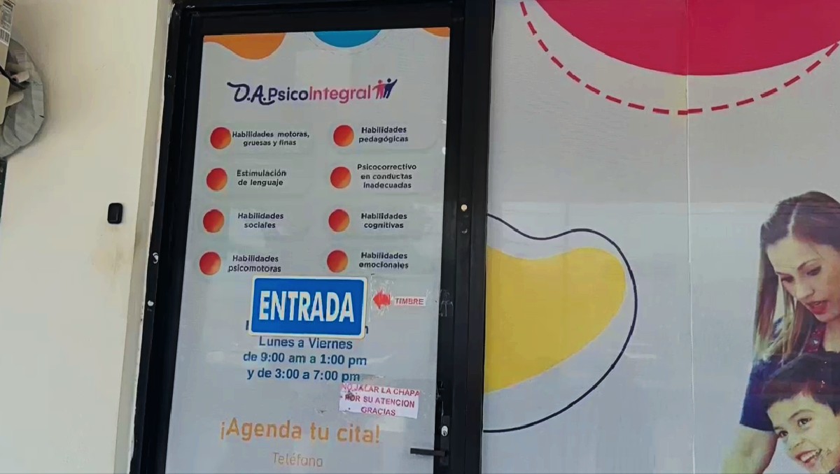 Padres de familia exigen cierre de centro educativo. (Foto: Especial)