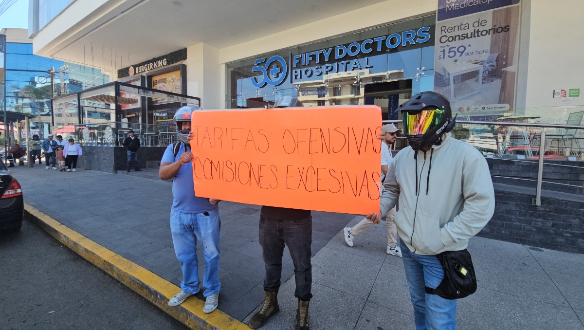 Conductores de Uber y Didi se manifiestan en Puebla HOY 5 de agosto | Daniel Hernández