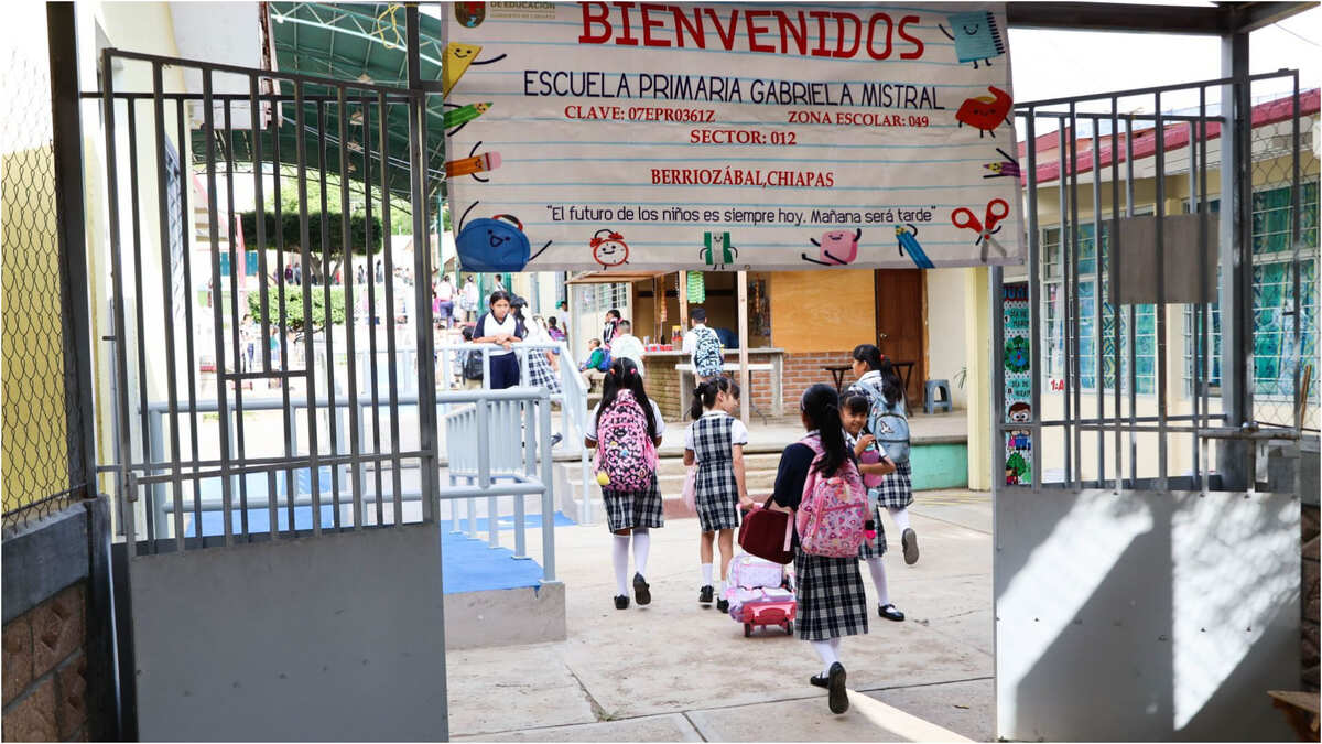 Este día regresan a clases los alumnos de primaria | Cuartoscuro