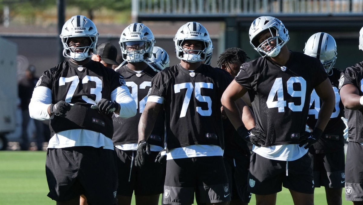Raiders jugara su partido de pretemporada ante Seattle con titulares (Reuters)