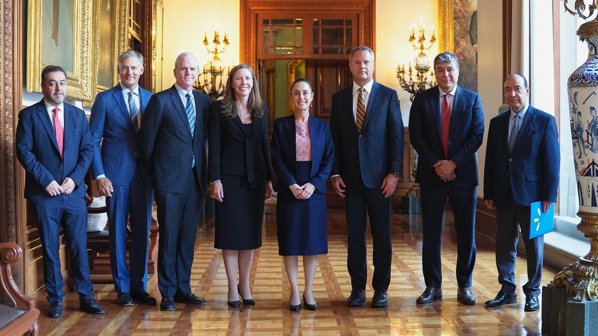Walmart anuncia inversión en México tras reunión en Palacio Nacional. | Especial