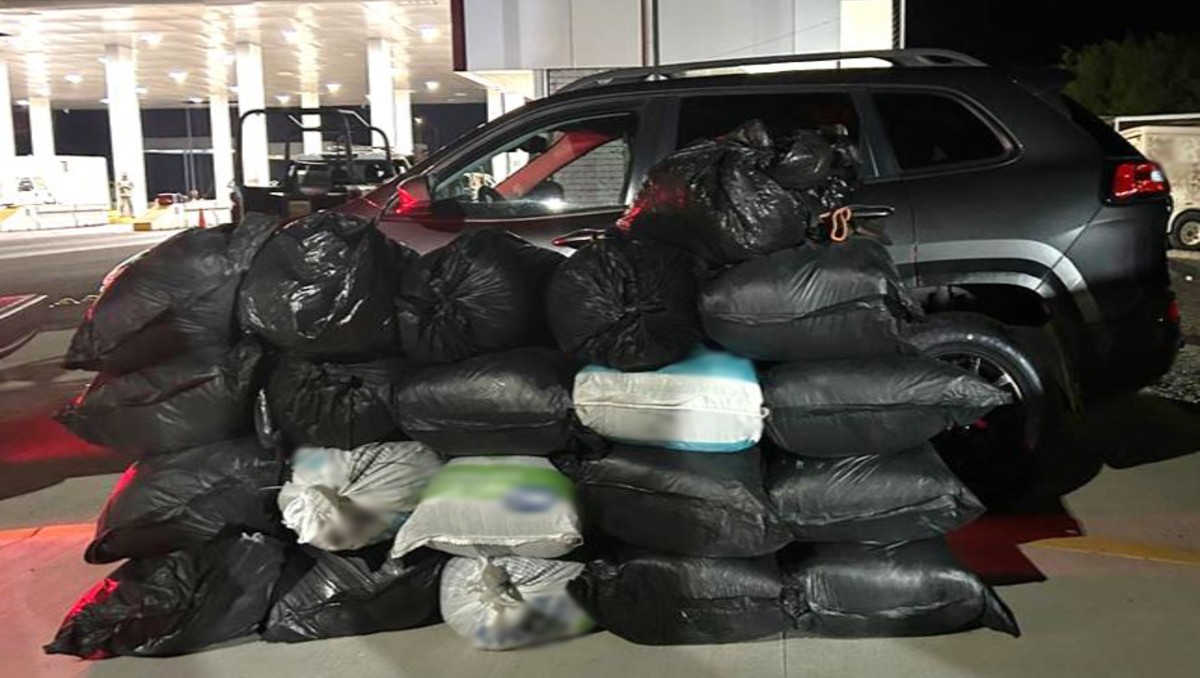 Fueron asegurados 608 kilos de metanfetamina en Baja California. | SSPC
