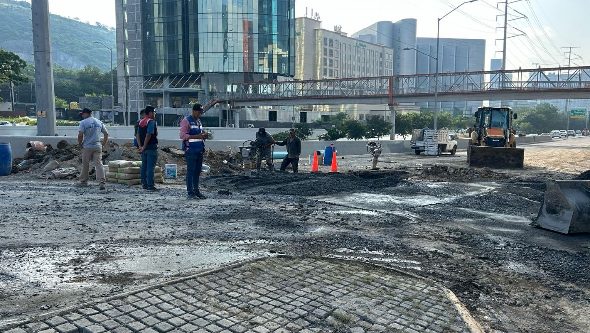 Los automovilistas pueden continuar su camino por los carriles ordinarios de Lázaro Cárdenas | Pamela Villanueva