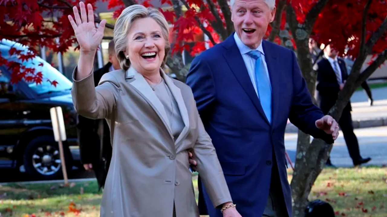 Caso Jeffrey Epstein: convocan a declarar a Bill y Hillary Clinton
