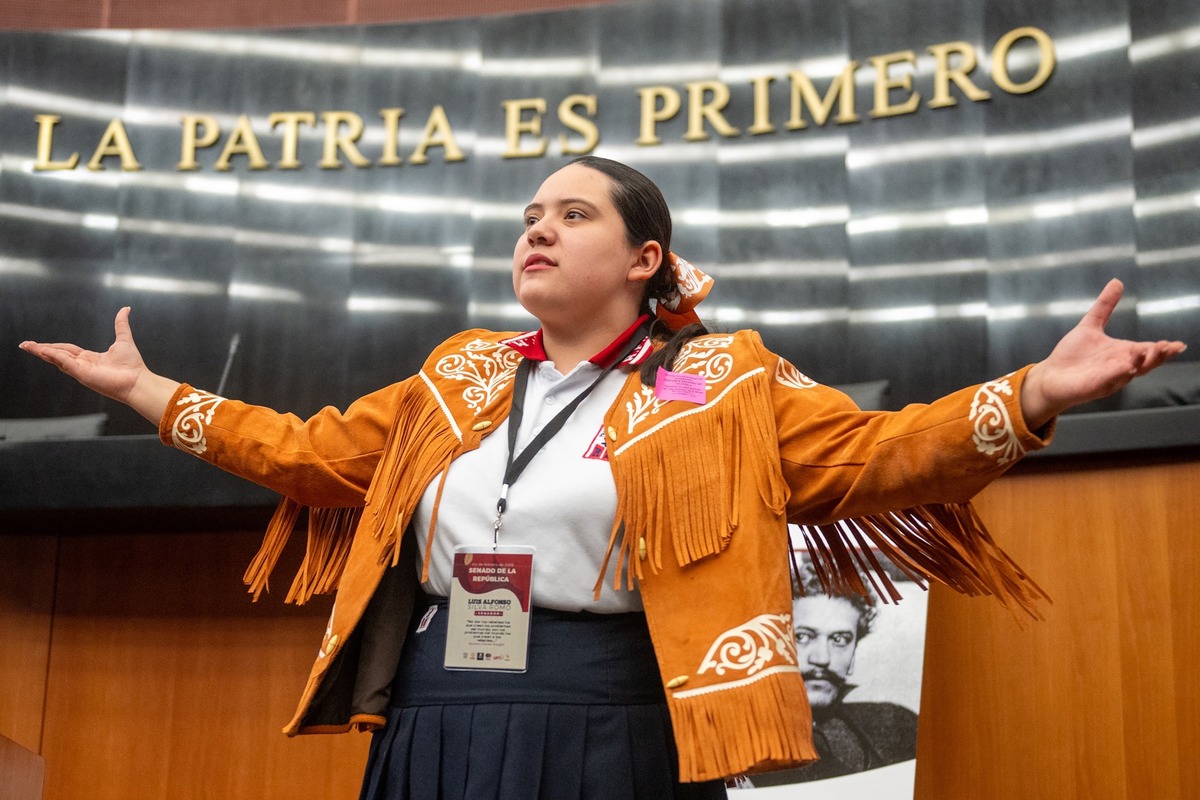 Vaania Ocejo, joven tamaulipeca que representará a México en concurso internacional de oratoria en Perú