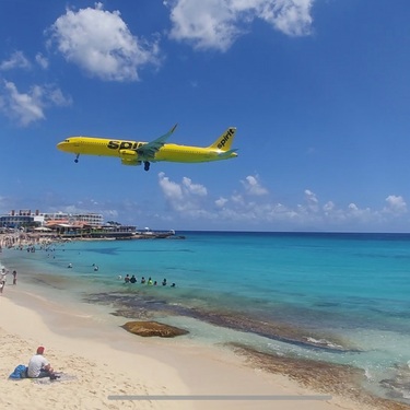 Una visita al mar Caribe de Sint Maarten nos permitió no solo adentrarnos en sus aguas para esnorquelear, sino probar avances del nuevo smartphone Honor 400 Pro