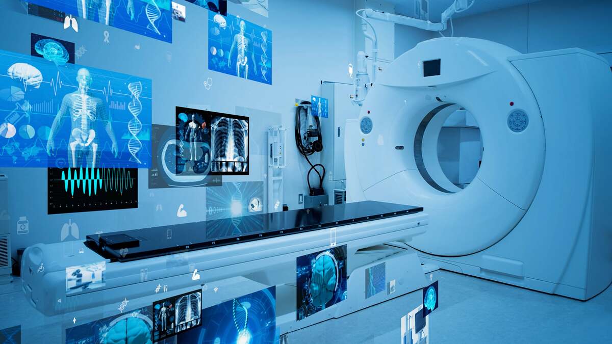 La red de fibra óptica facilita la transmisión de grandes volúmenes de datos a alta velocidad, esencial para el diagnóstico preventivo y personalizado