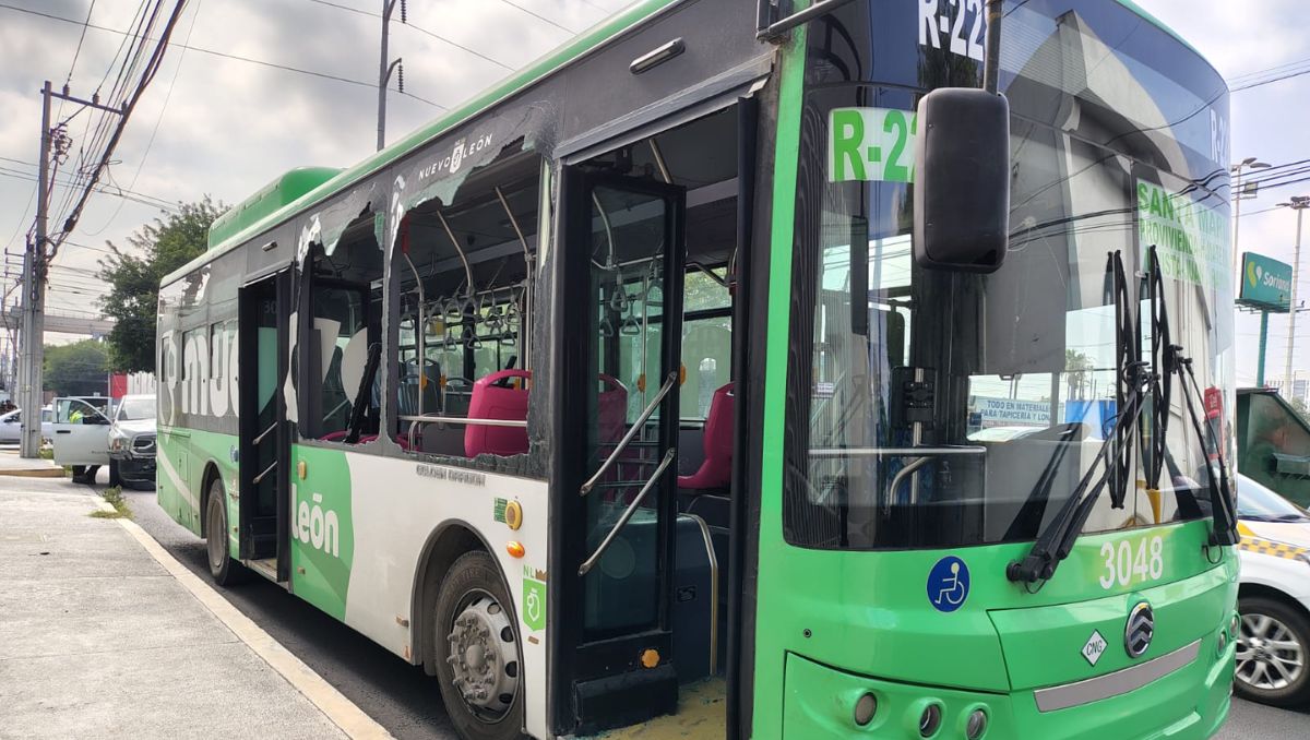 Los vehículos involucrados fueron un ruta 228-Santa María, y una camioneta pick up Dodge Ram blanca. Agustín Martínez