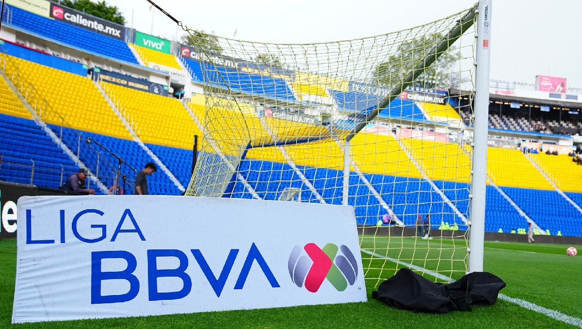 Apagón en el Estadio de la Ciudad de los Deportes genera nuevo retraso del América contra Querétaro (Imago7)