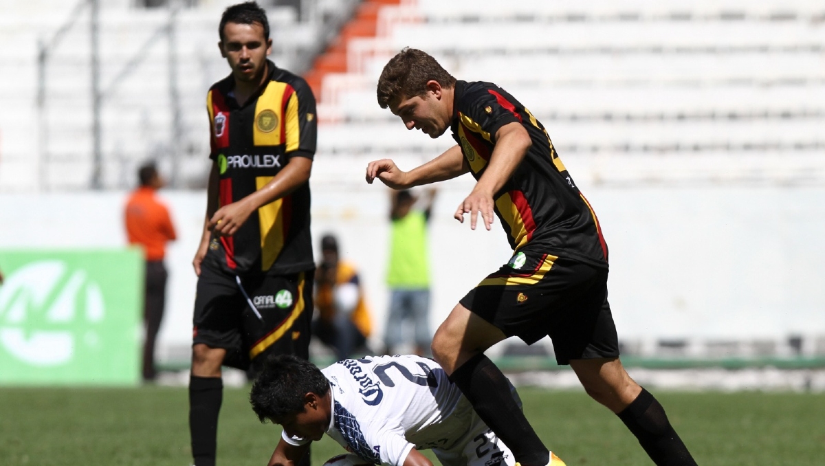 Leones e Irapuato se vieron las caras por última vez un viernes 2 de noviembre de 2012 (Foto: MexSport)