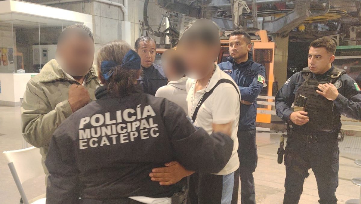 El menor fue localizado en una estación del Mexicable de Ecatepec. Foto: (Especial)
