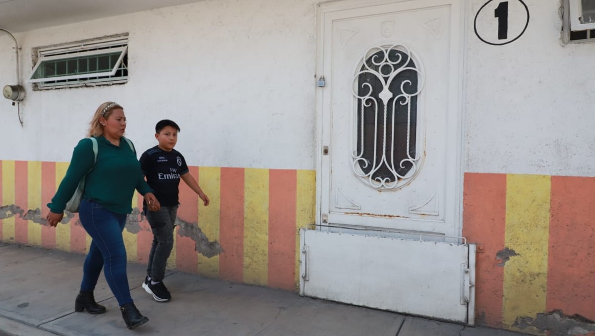Vecinos de la colonia Francisco Villa, blindan sus hogares por lluvias | Melanie Torres