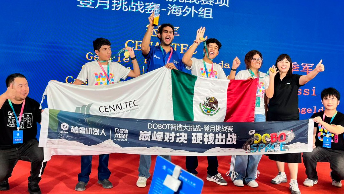 Equipo de Chihuahua resulta ganador en concurso de robótica en China | Especial
