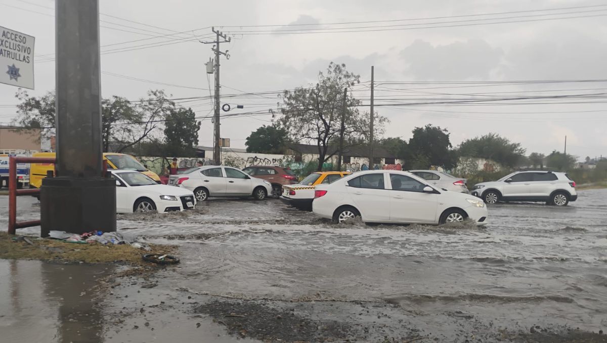 Lluvias intensas se registran en algunas zonas del Área Metropolitana de Monterrey. | Especial