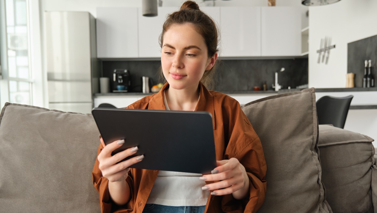 Los mejores Ebooks para leer en verano: 3 novelas que te atraparán