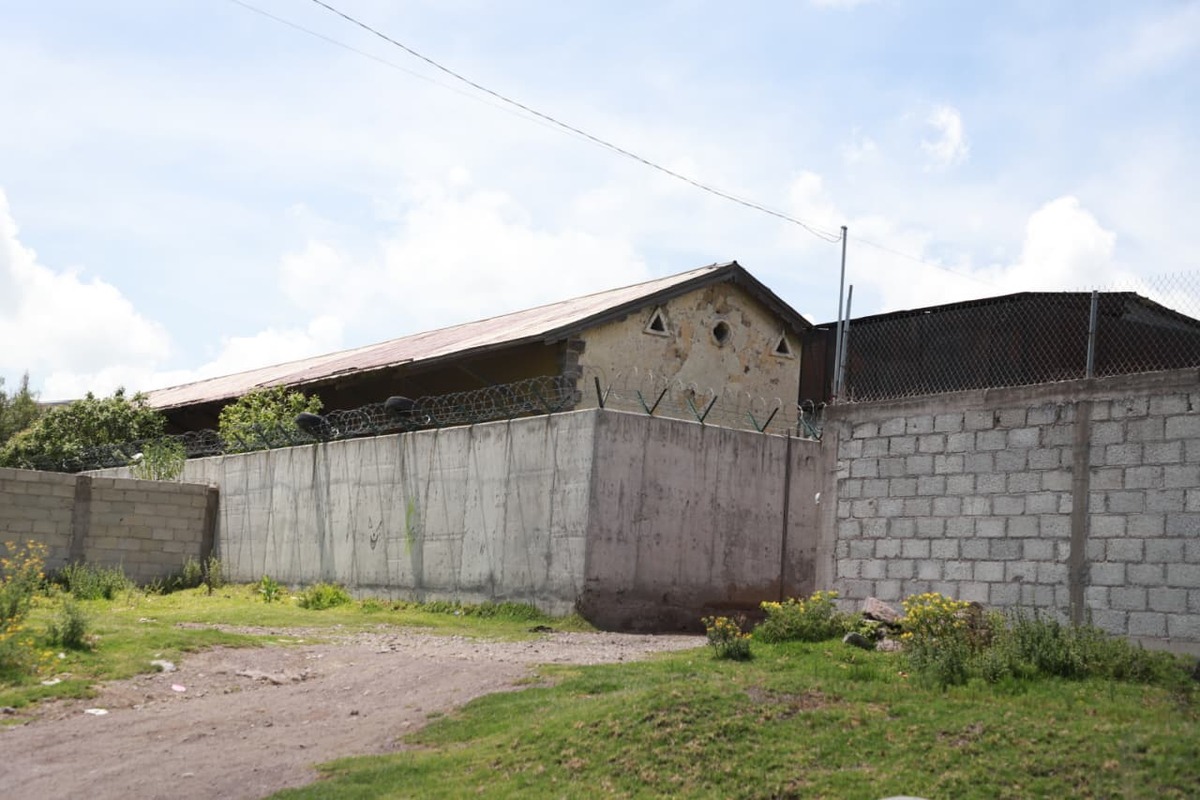La estación Irolo actualmente se encuentra rodeada por una barda perimetral (Jorge Sánchez)