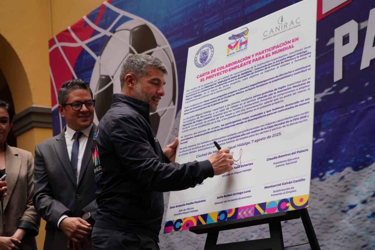 Durante la firma del convenio, Mauricio Tabe, añadió que con esto Miguel Hidalgo se está preparando para el Mundial