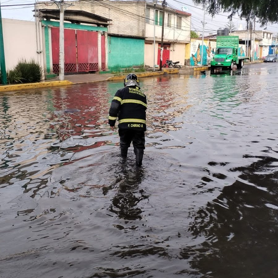 Intervención en Reforma Agraria por lluvias. | Bomberos CDMX
