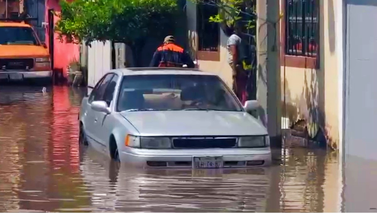 Inundaciones en Celaya afectan a más de 100 viviendas | Especial