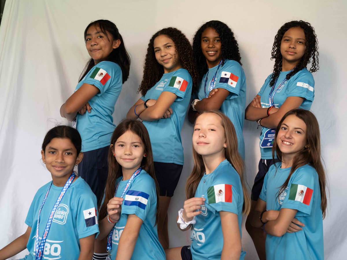 Las 50 niñas seleccionadas entrenaron en las instalaciones del FC Barcelona en mayo de 2025. (Cortesía)