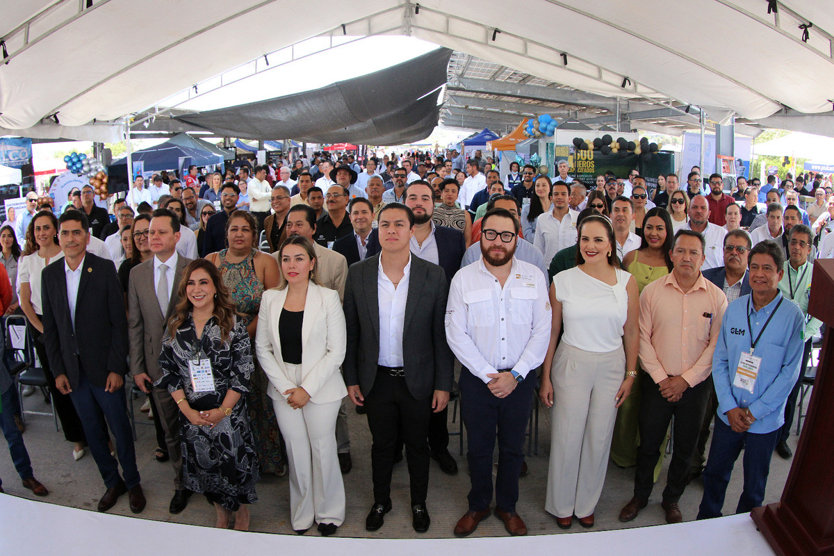 Más de 100 empresas participaron en el evento organizado en la Universidad Tecnológica de La Laguna.| Rolando Riestra