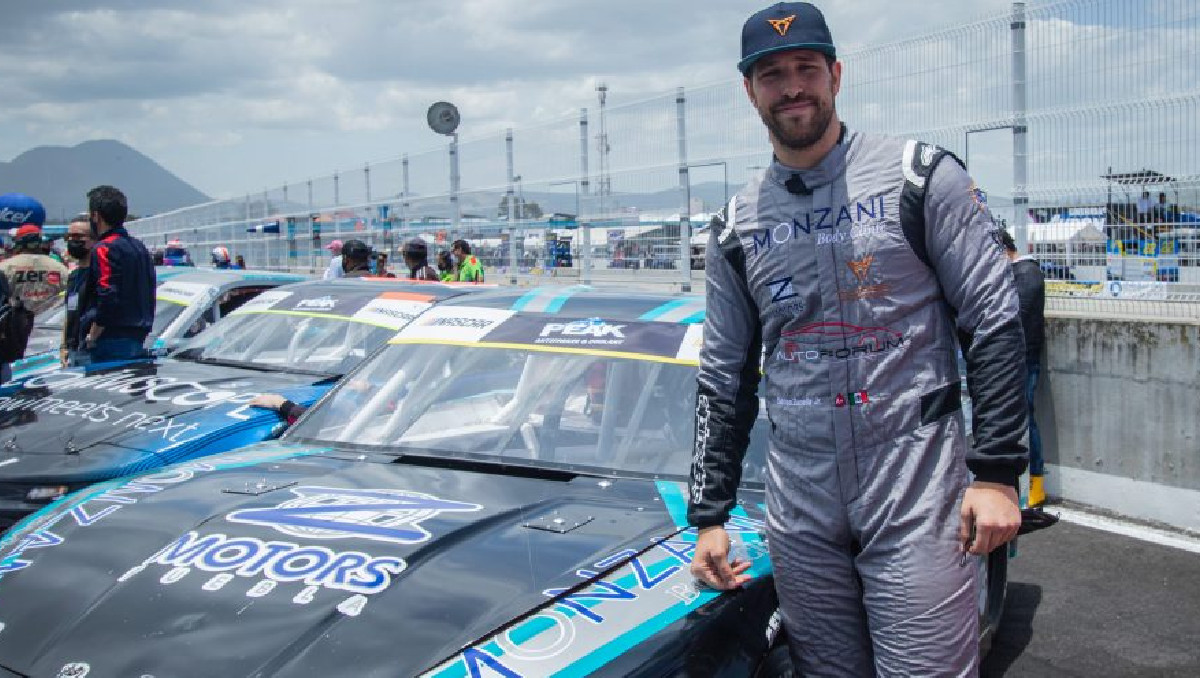 Piloto poblano ingresa a lucha por campeonato de Challenge Series en Nascar México | Especial