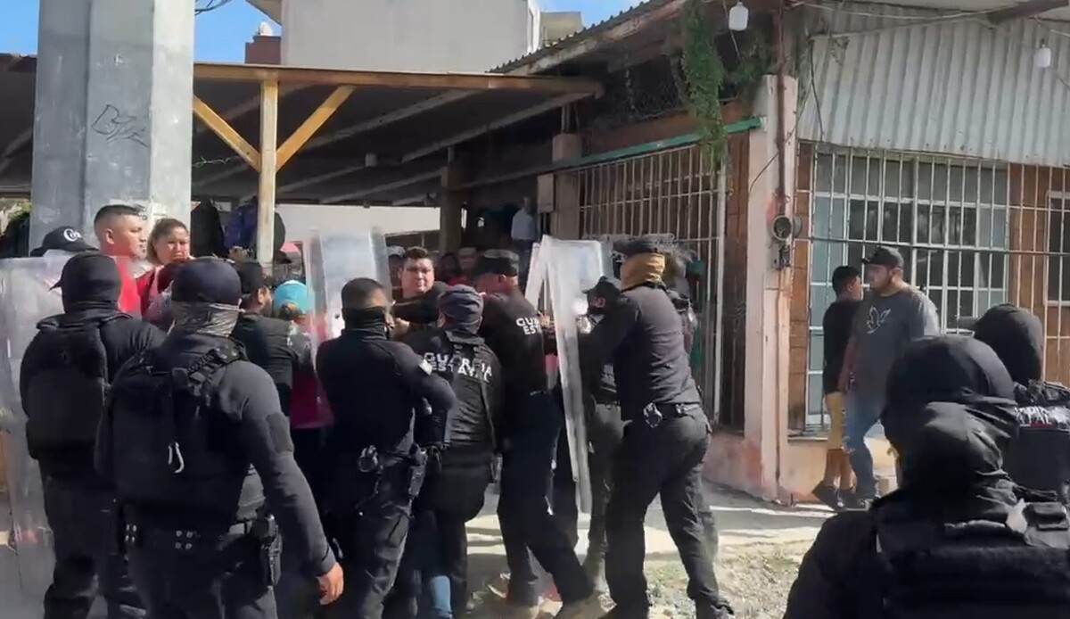 Riña entre comerciantes y guardia Estatal en Ciudad Madero | Alberto Cano