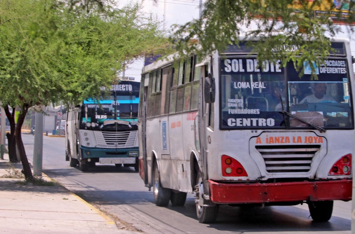 Se han brindado capacitaciones a 400 conductores de los camiones del transporte público y taxis. | Roberto Amaya
