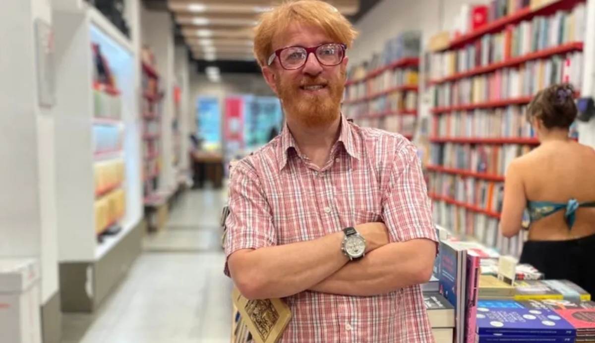 Eric del Arco, librero copropietario de Documenta | Vicente Gutiérrez