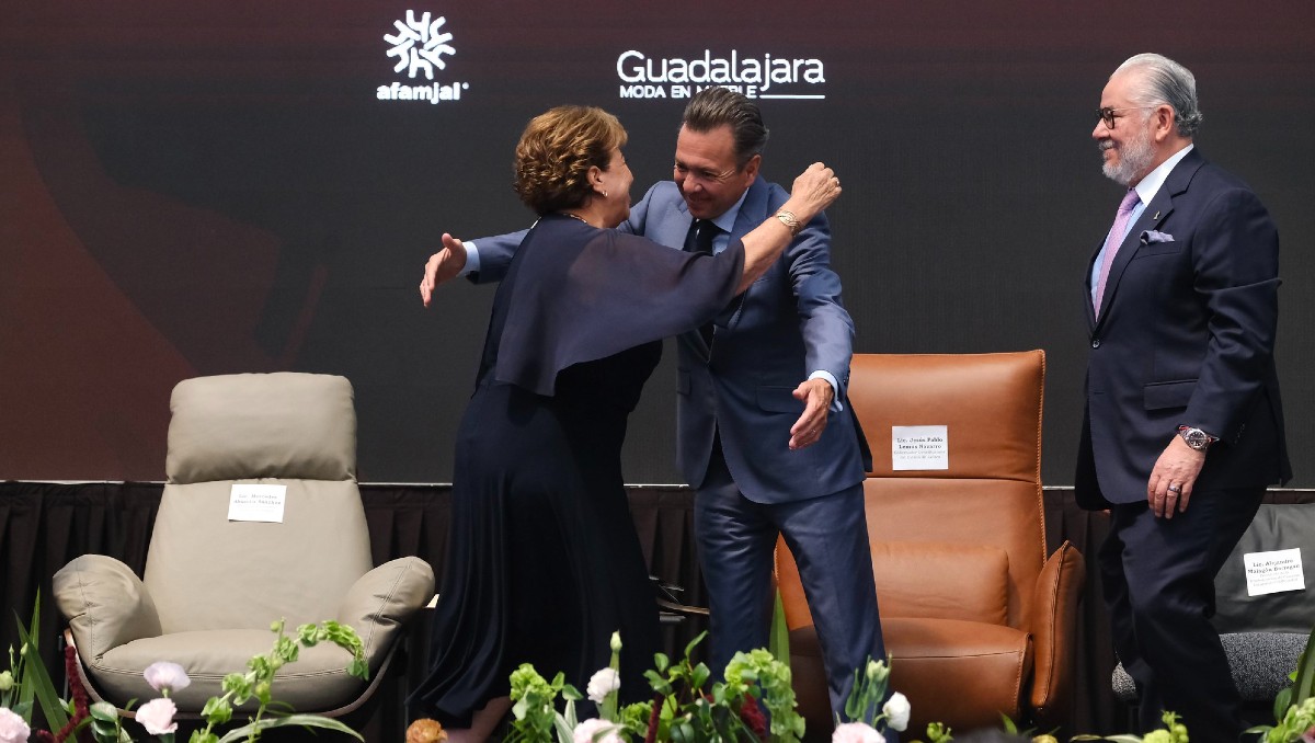 Pablo Lemus lanza propuestas para proteger a la industria mueblera en Jalisco (Cortesía)