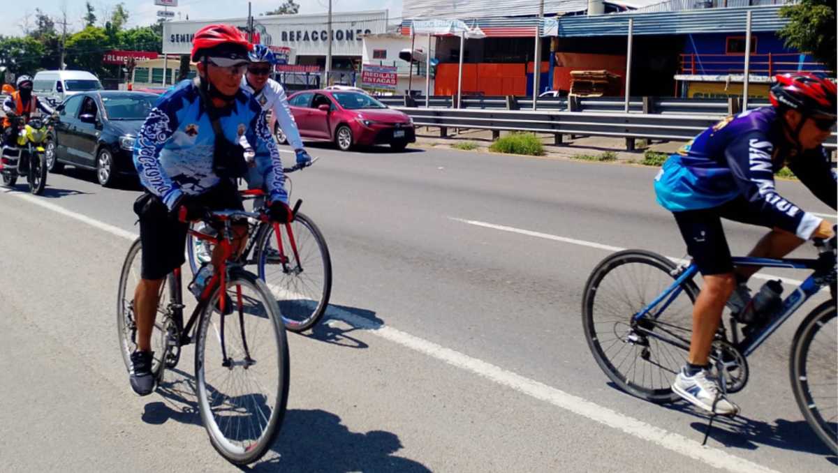 La 42ª Peregrinación Ciclista a San Juan de los Lagos reúne a miles de devotos motivados por su fe a la Virgen. | Patricia Chagoya.