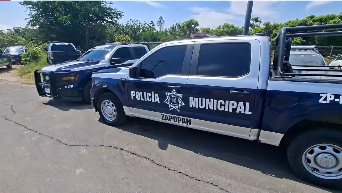 Los elementos zapopanos persiguieron a los ladrones y lograron darles alcance (Foto: Juan Carlos Munguía)