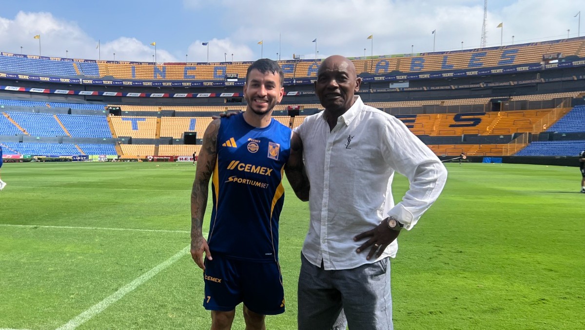 Jerónimo Barbadillo conoce a Ángel Correa y le entregará el '7' en el 'Volcán' (Club Tigres)