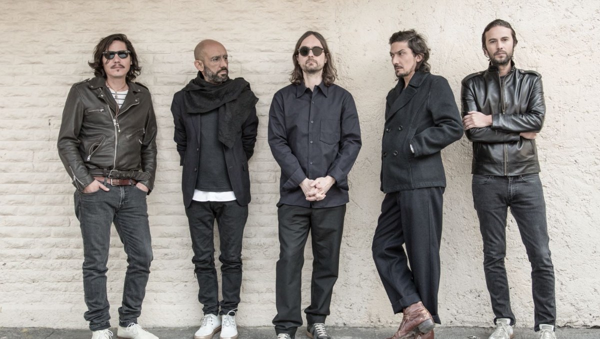 Zoé estrena nueva canción Campo de Fuerza