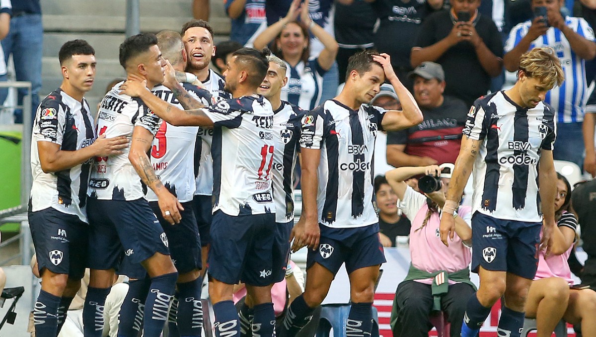 Doblete de Ocampos impulsa a Monterrey al subliderato de la Liga MX tras vencer a Mazatlán (AFP)