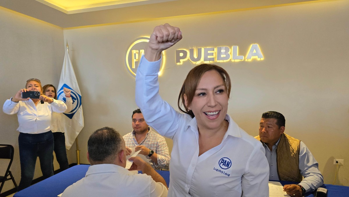Lupita Leal y Manolo Herrera se registran para ser dirigente municipal del PAN | Agencia Es Imagen