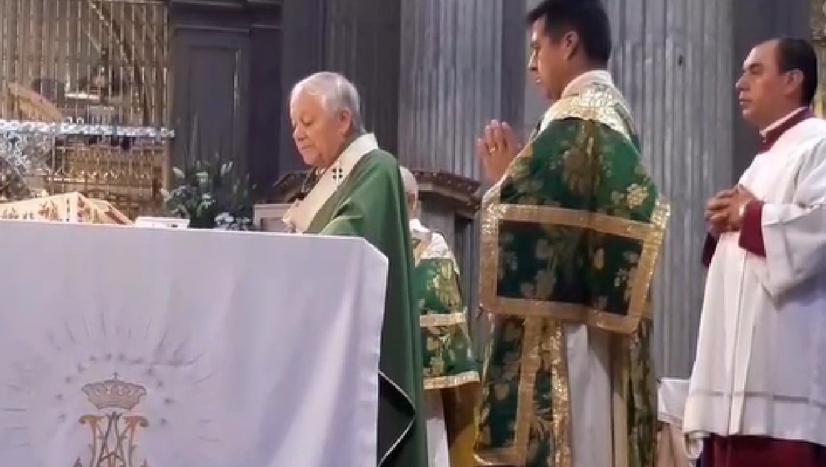 Víctor Sánchez, arzobispo de Puebla | Especial